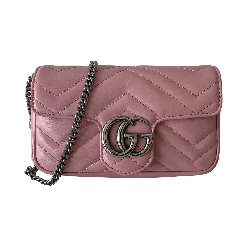 Gucci GG Marmont Matelassé Super Mini Bag